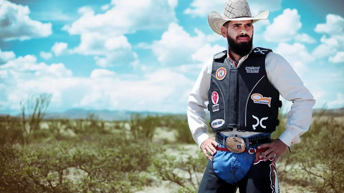 2 Participarán cien jinetes en rodeo del XIX Festival de la Manzana FOTO JINETE BRASILEÑO MARLOM DE MELO MACHADO